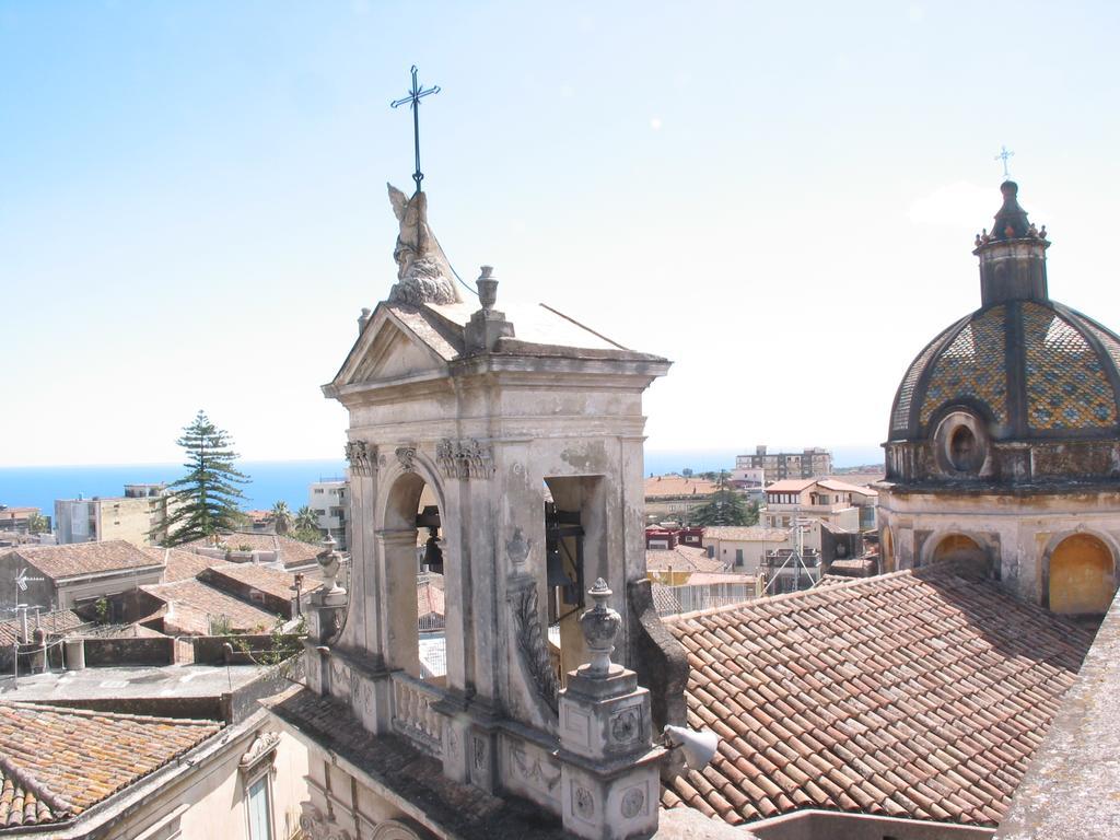 Rs San Sebastiano Holidays Acireale Exterior foto