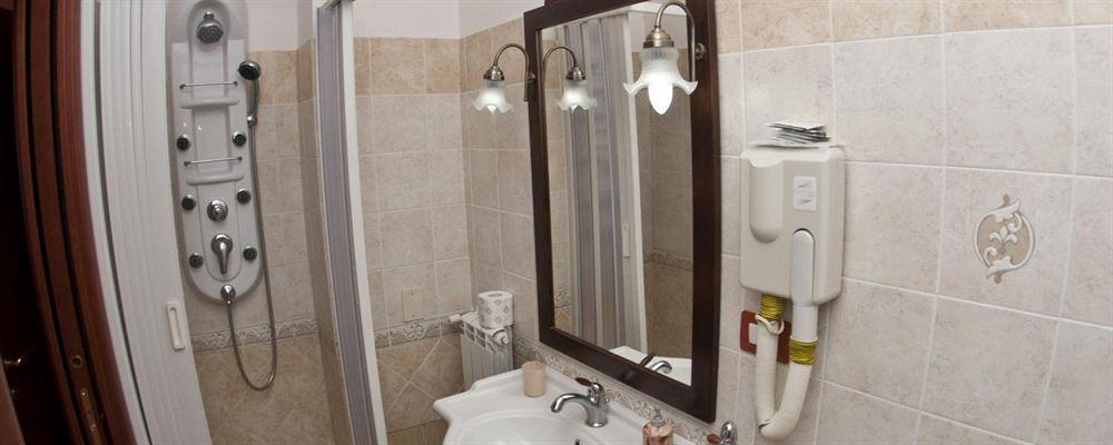 Rs San Sebastiano Holidays Acireale Exterior foto