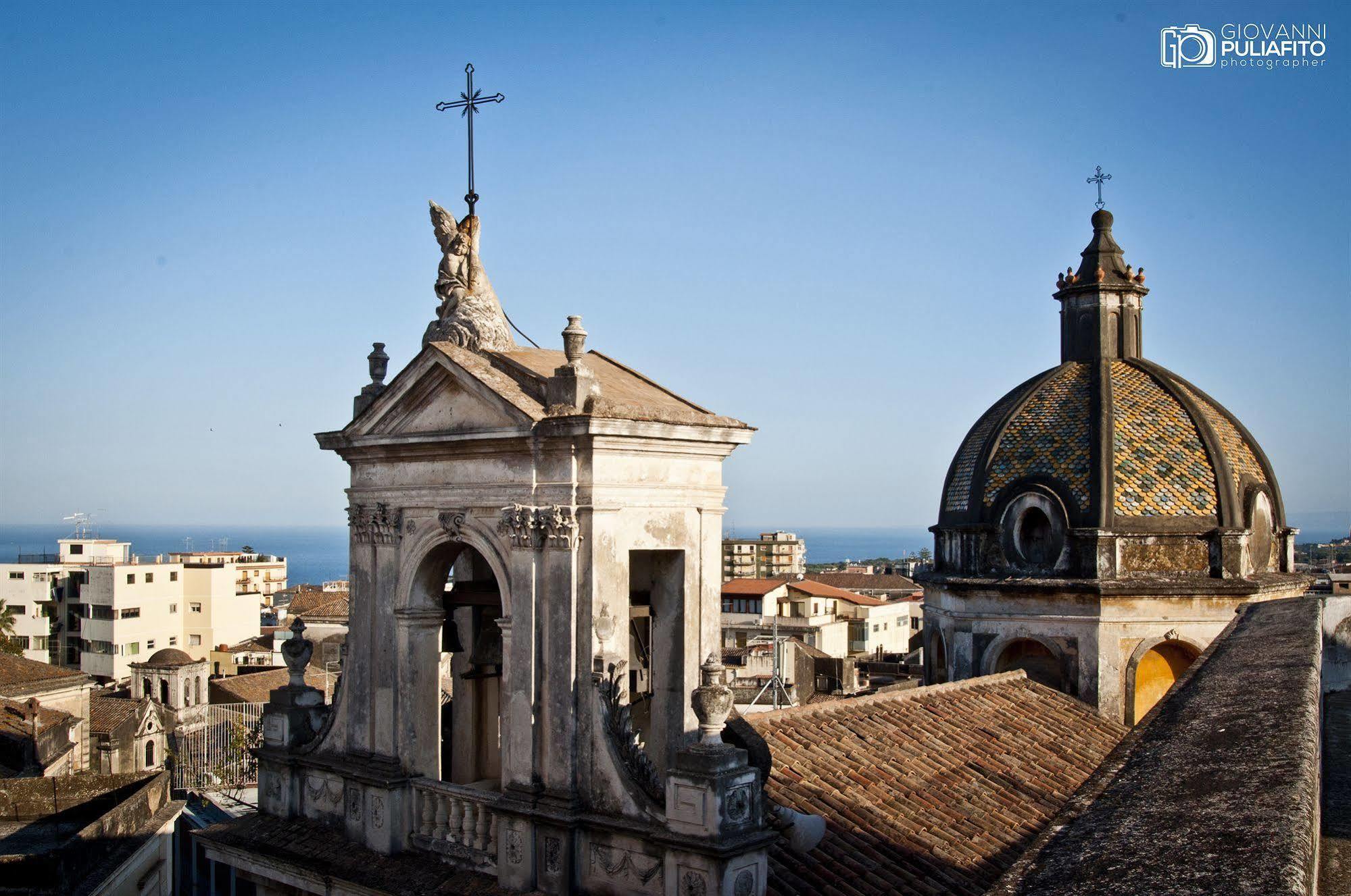 Rs San Sebastiano Holidays Acireale Exterior foto